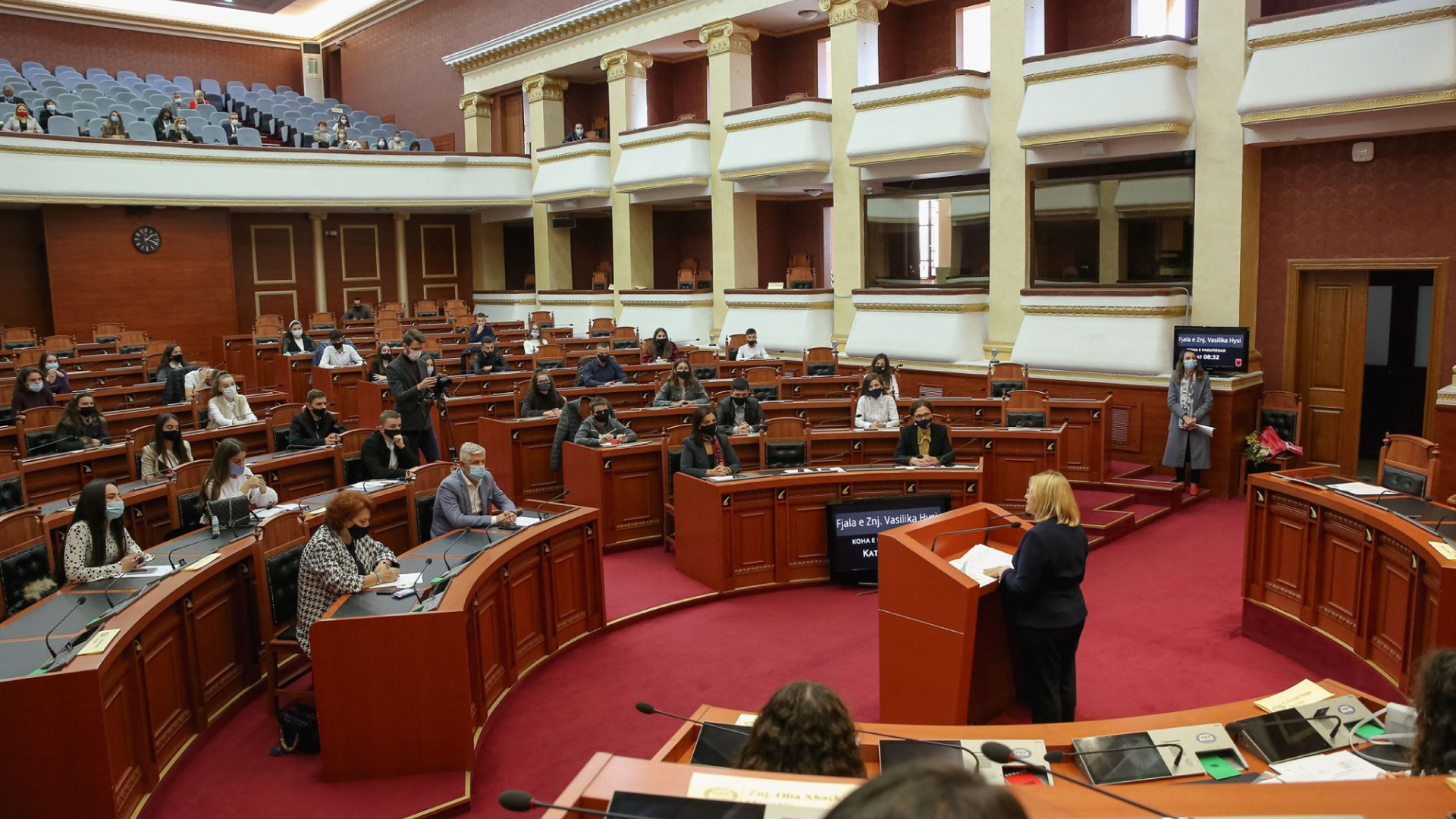 “Women Participation in Politics” – public awareness campaign, training seminars promoting the participation of Albanian women in decision-making. Production of two documentary films on the issues of empowerment.Summer school for women in politics. Financed by DFID – UK